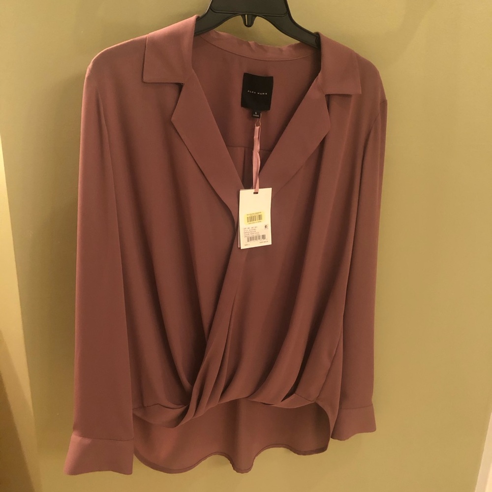 Shear, beautiful Alex Marie  blouse Rose Gold